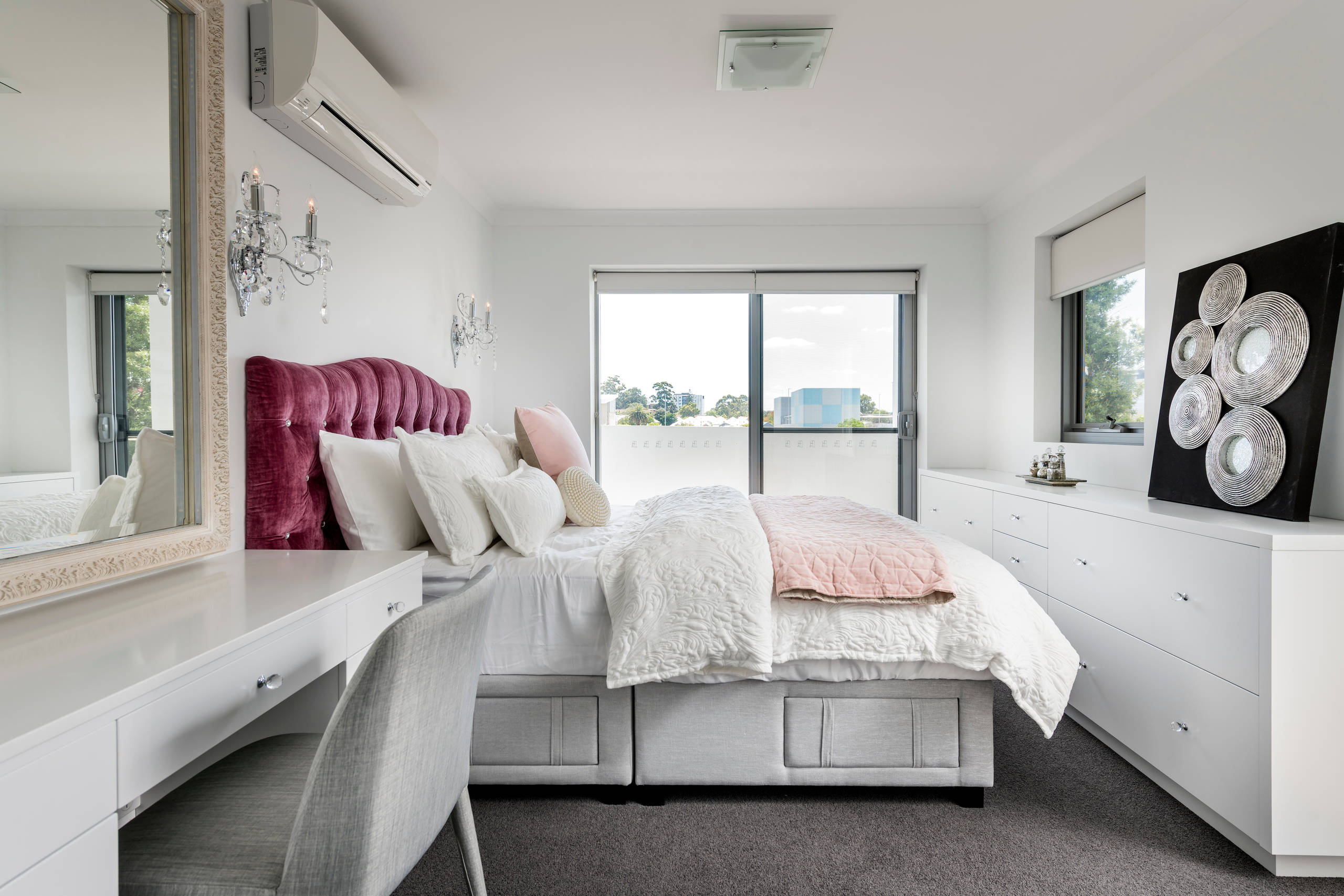 Modern Bedroom Designs For Young Women throughout Designing a Feminine Haven: Bedroom Ideas That Work for Every Woman