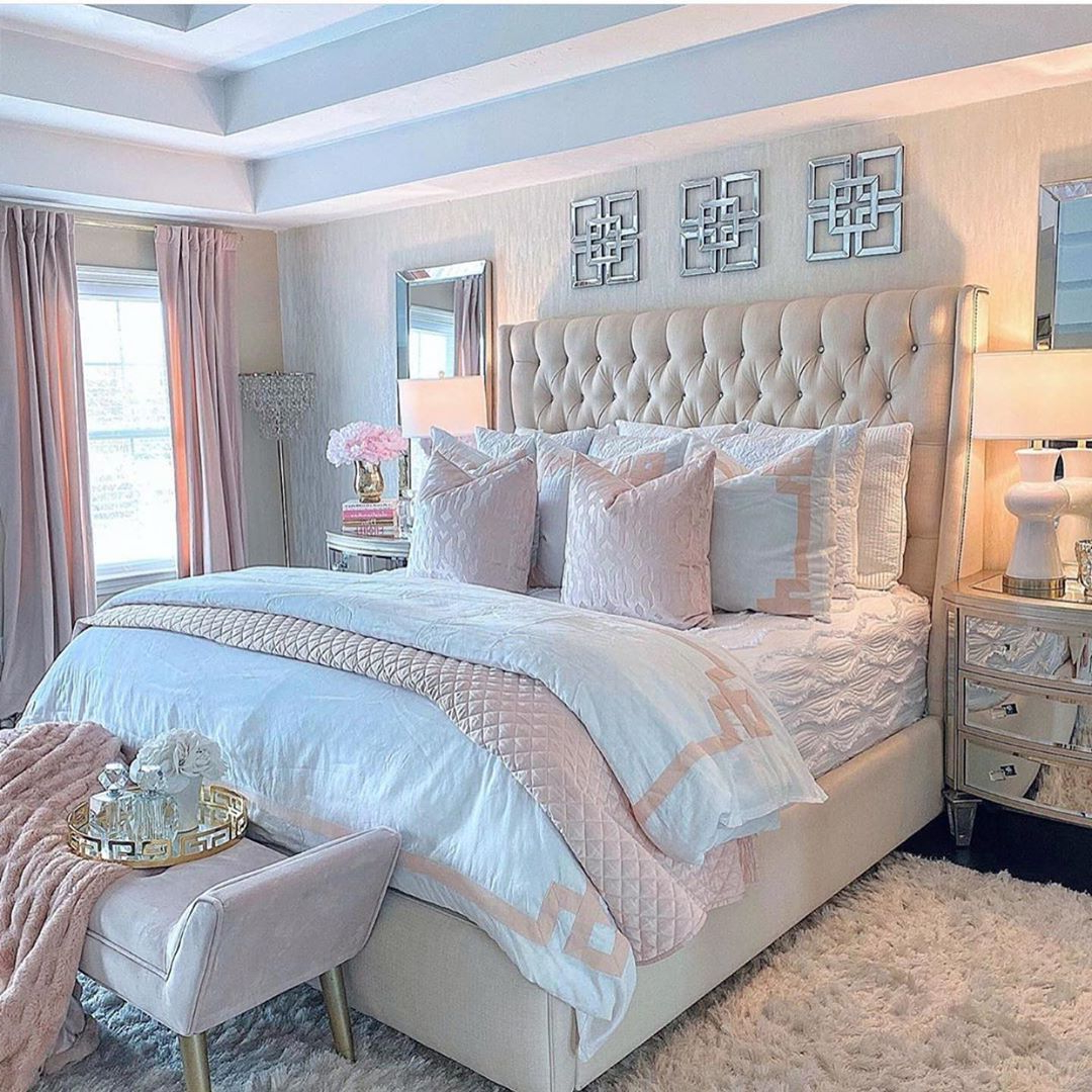 Young Woman Bedroom Decorating Ideas 7 Secrets Of Awesome Home Decorating with Designing for Comfort: Timeless Bedroom Ideas That Adapt to Every Stage of Life